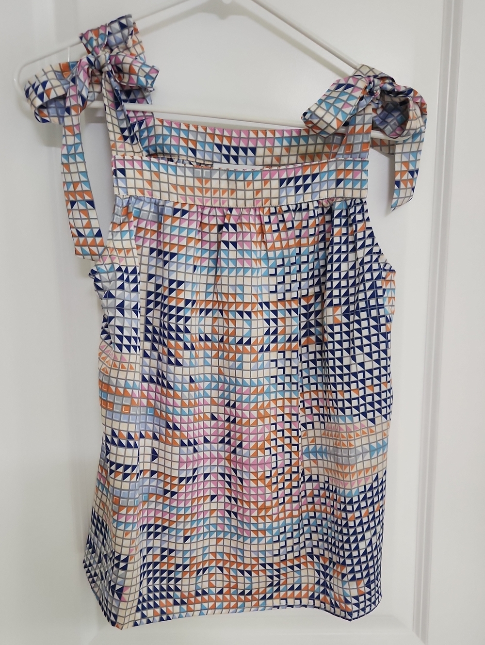 Tie Shoulder Tank